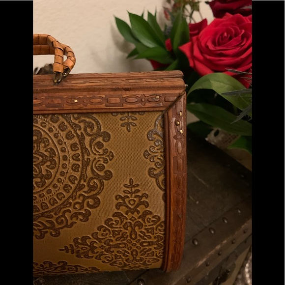 Vintage Moroccan Wooden Purse - Picture 12 of 16